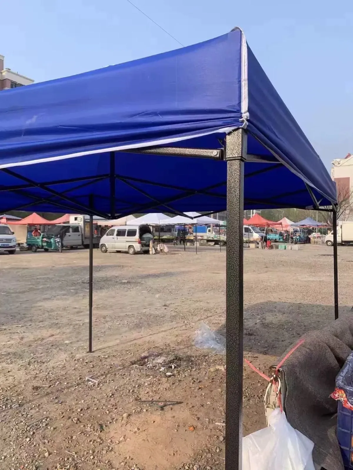 Pop-Up Tents & Canopies 3×3 design 4