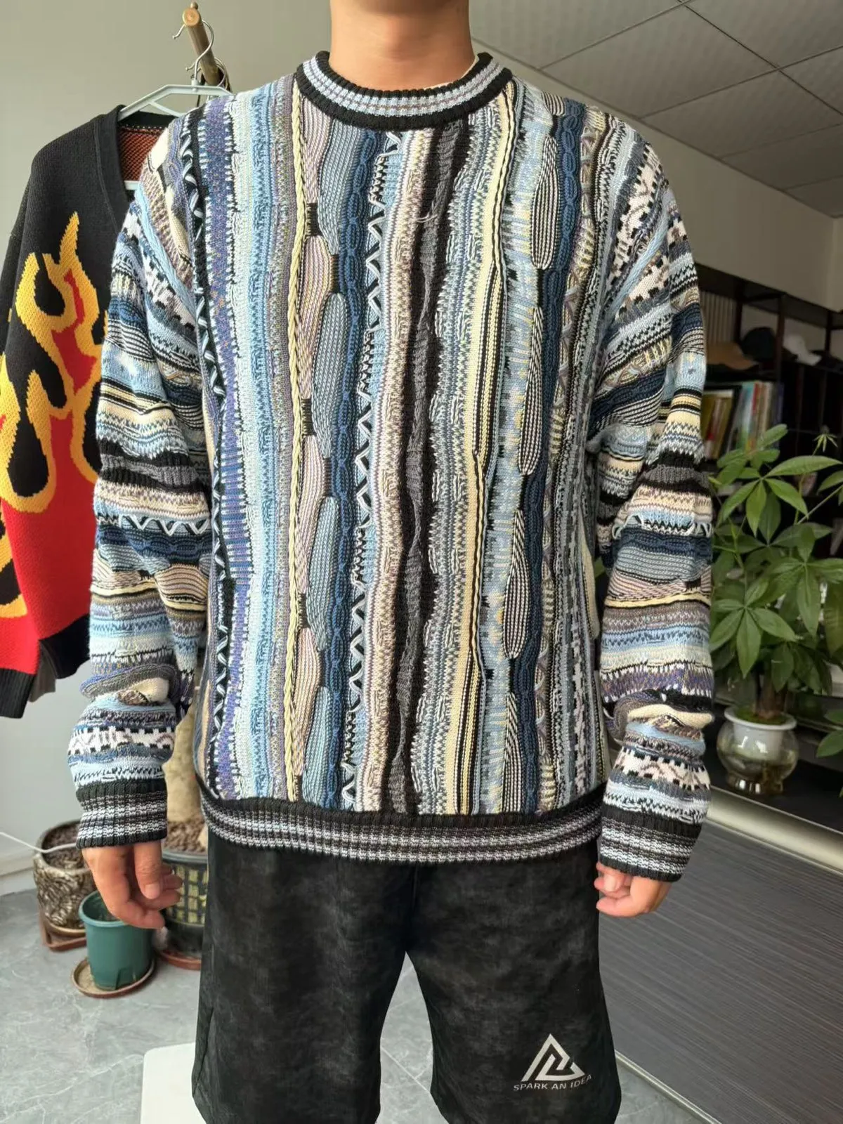 Bitter-Melon Texture Crew-Neck — 100% Cotton Relief Stitch